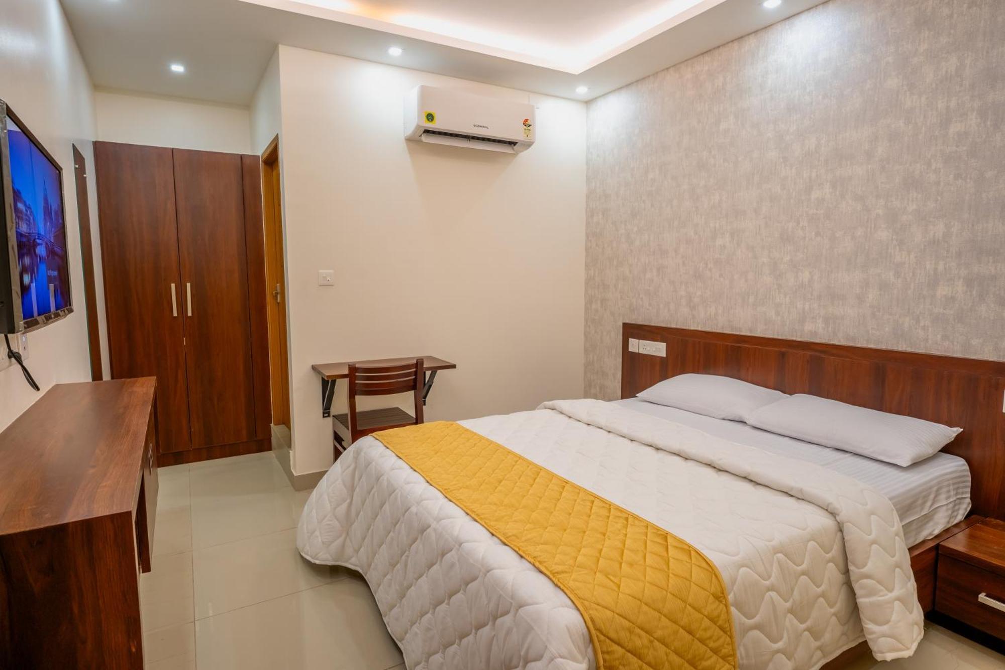 Metro Residency Hotel Tirur Exterior photo